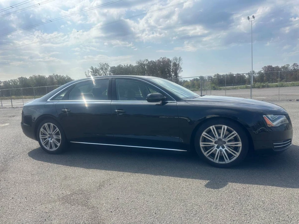 2011 Audi D4 A8 - Image 15 of 24