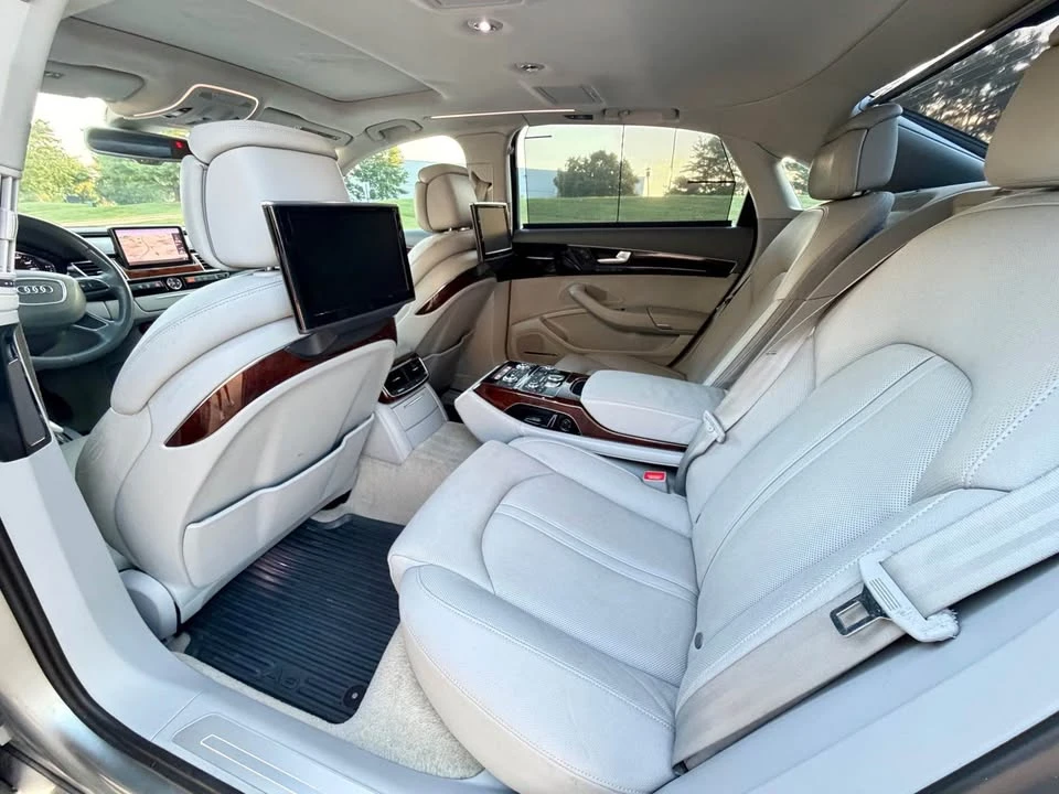 2011 Audi D4 A8 - Image 10 of 11
