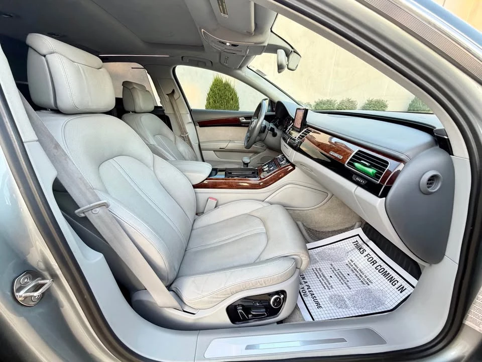 2011 Audi D4 A8 - Image 9 of 11