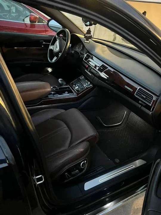 2011 Audi D4 A8 - Image 3 of 9