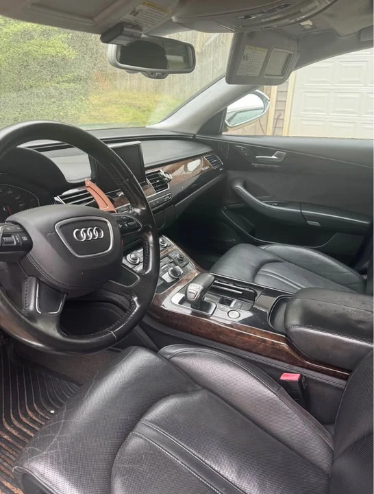 2011 Audi D4 A8 - Image 6 of 10