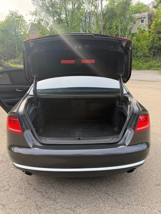 2011 Audi D4 A8 - Image 18 of 19