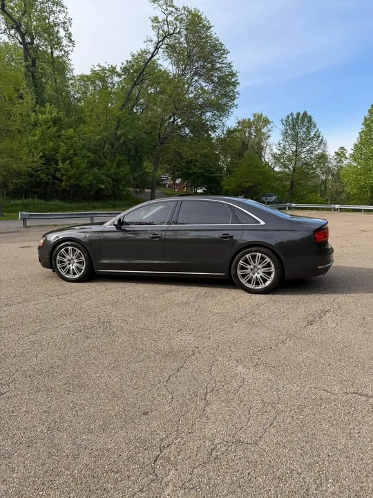 2011 Audi D4 A8 - Image 3 of 19