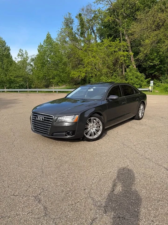 2011 Audi D4 A8 - Image 2 of 19