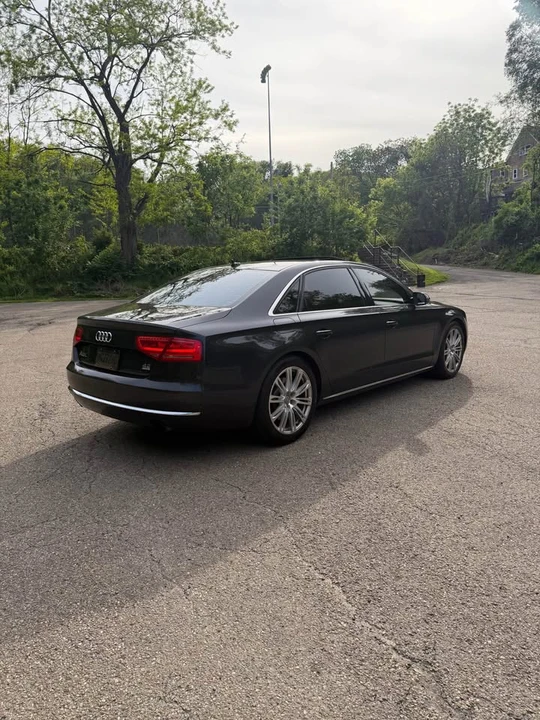 2011 Audi D4 A8 - Image 5 of 19