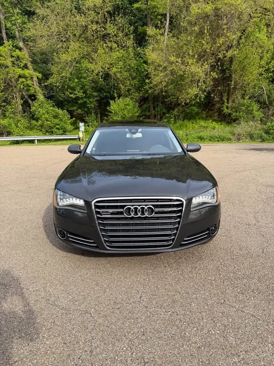 2011 Audi D4 A8 - Image 8 of 19