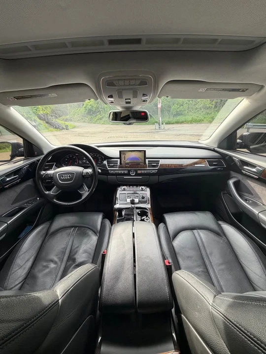 2011 Audi D4 A8 - Image 15 of 19