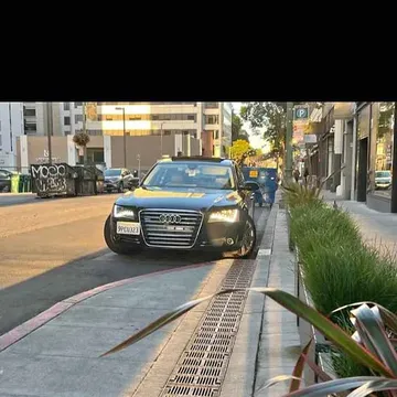 2011 Audi A8 L 4.2 Quattro Sedan 4D