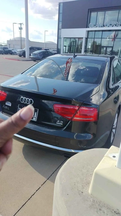 2011 Audi D4 A8 - Image 3 of 7