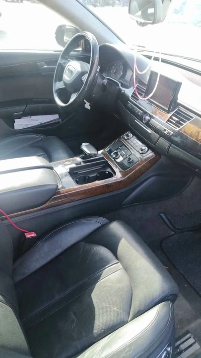 2011 Audi D4 A8 - Image 4 of 7