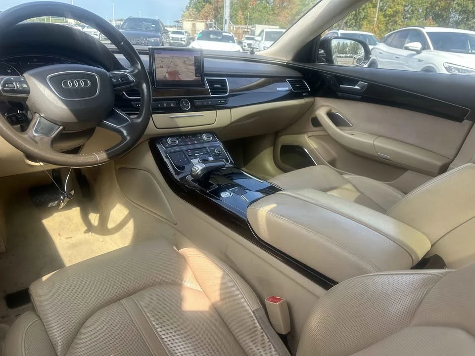 2011 Audi D4 A8 - Image 8 of 16