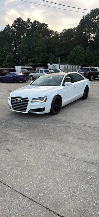 2011 Audi D4 A8 - Image 2 of 17