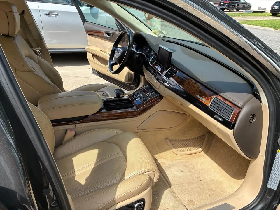 2011 Audi D4 A8 - Image 7 of 7
