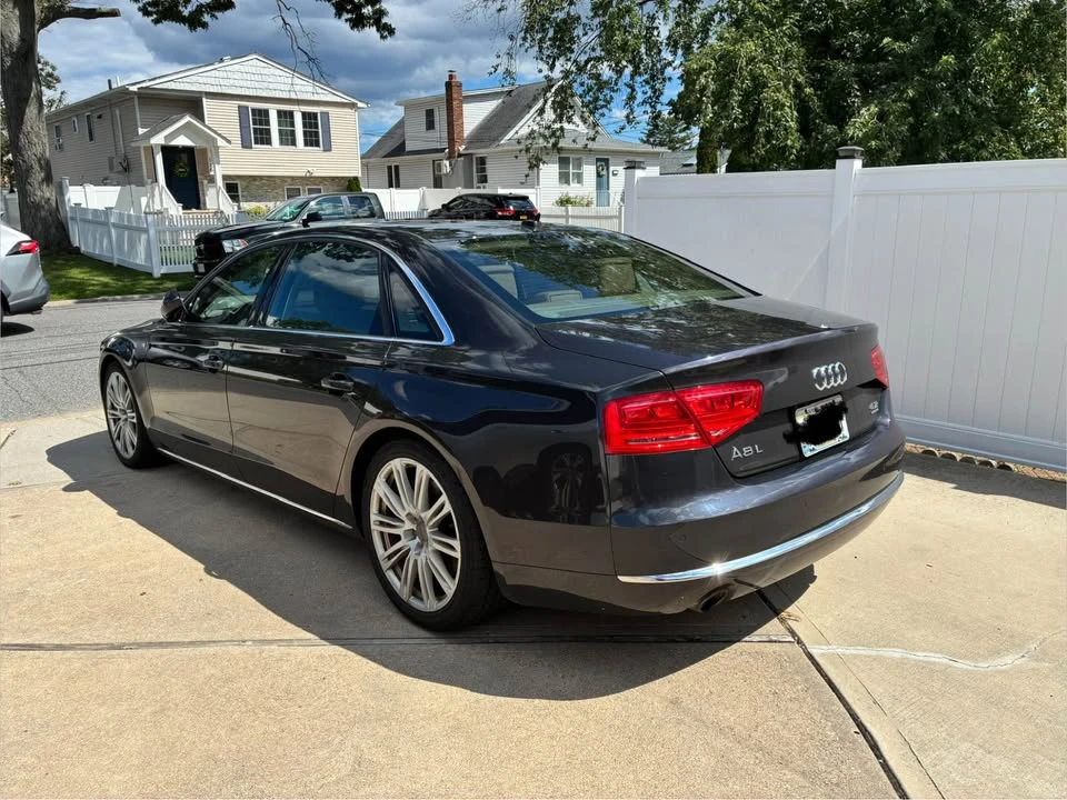 2011 Audi D4 A8 - Image 4 of 7