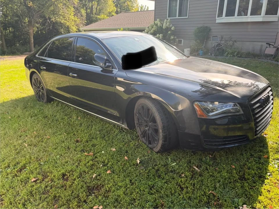 2011 Audi D4 A8 - Image 2 of 10