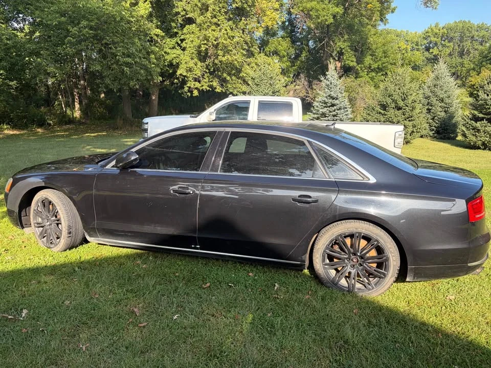 2011 Audi D4 A8 - Image 4 of 10