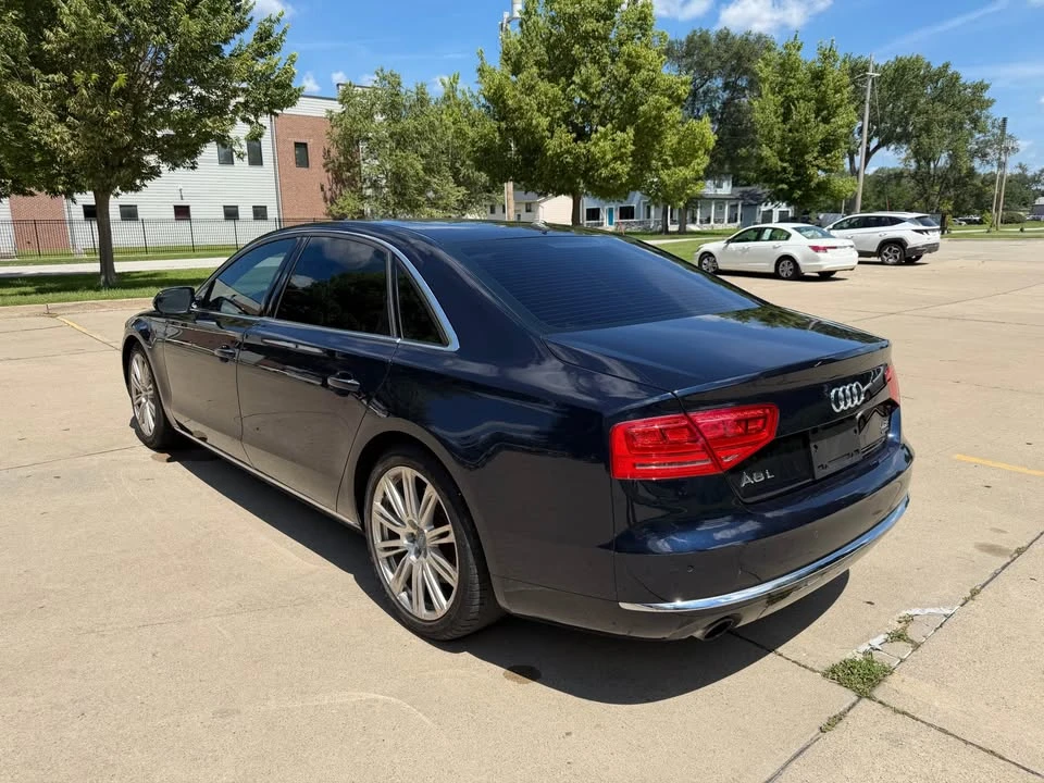 2011 Audi D4 A8 - Image 3 of 16