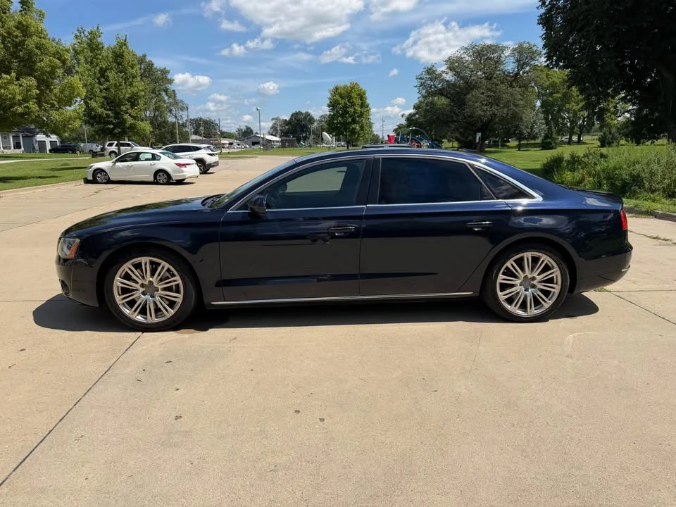 2011 Audi D4 A8 - Image 2 of 16