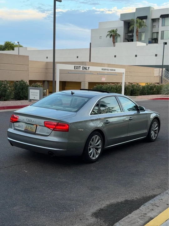 2011 Audi D4 A8 - Image 5 of 10