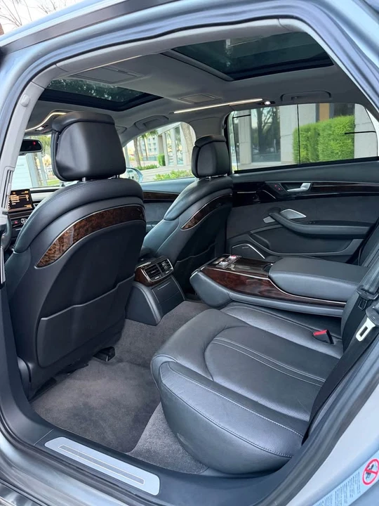 2011 Audi D4 A8 - Image 8 of 10