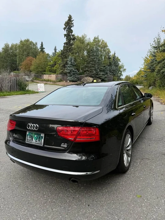 2011 Audi D4 A8 - Image 10 of 11