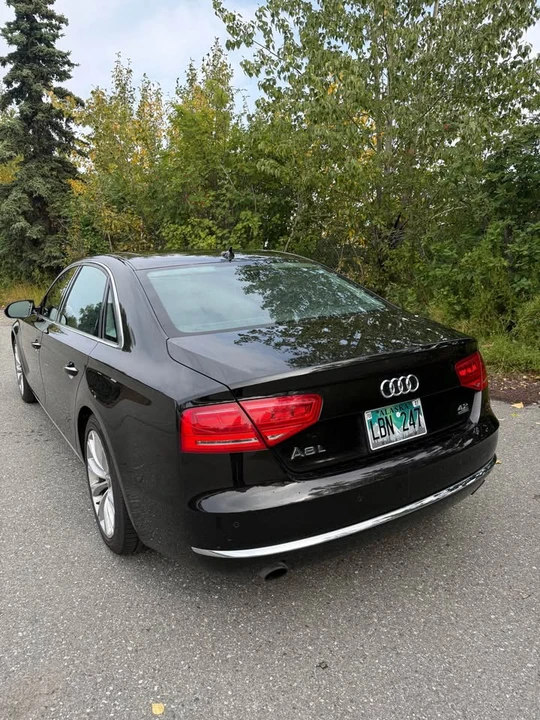 2011 Audi D4 A8 - Image 9 of 11