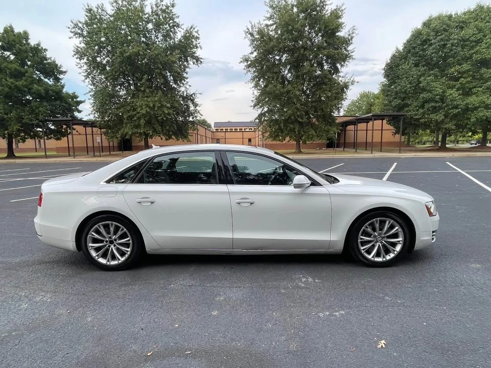 2011 Audi D4 A8 - Image 4 of 20