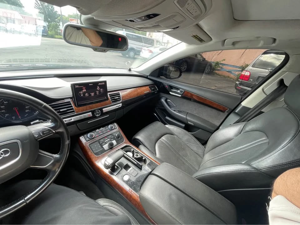 2011 Audi D4 A8 - Image 6 of 8