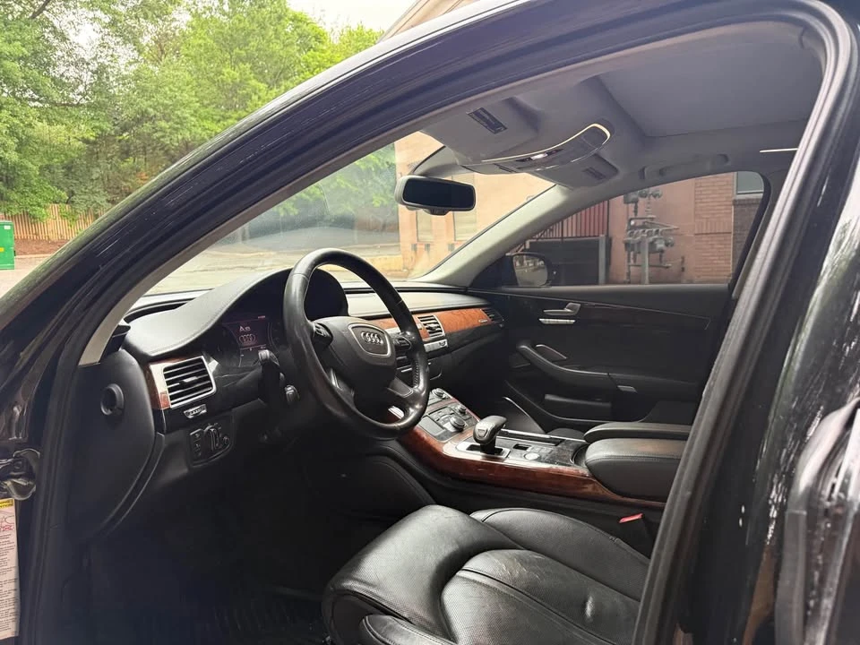 2011 Audi D4 A8 - Image 17 of 19