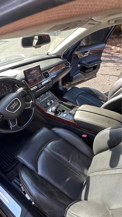 2011 Audi D4 A8 - Image 7 of 8