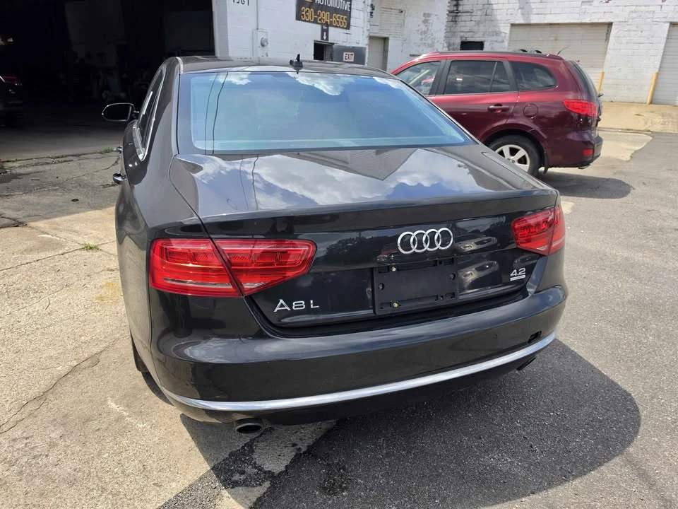 2011 Audi D4 A8 - Image 3 of 8