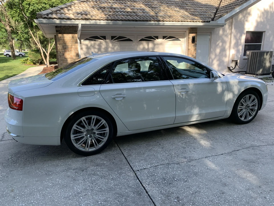2011 Audi D4 A8 - Image 15 of 27