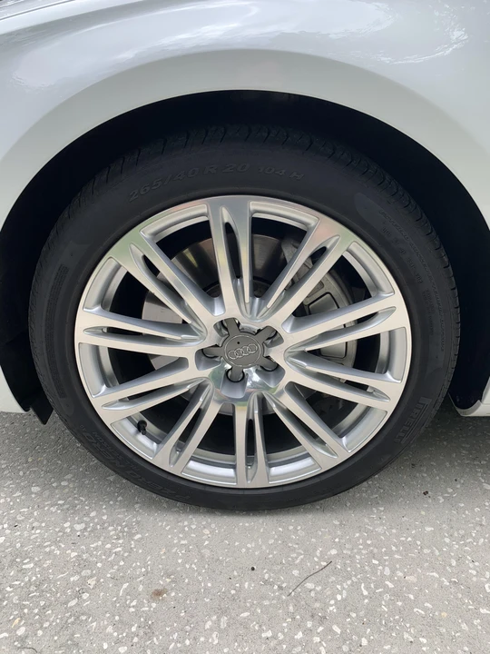 2011 Audi D4 A8 - Image 24 of 27