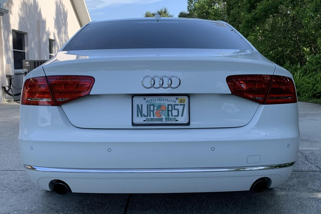 2011 Audi D4 A8 - Image 5 of 27