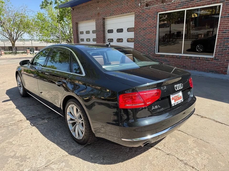 2011 Audi D4 A8 - Image 7 of 20