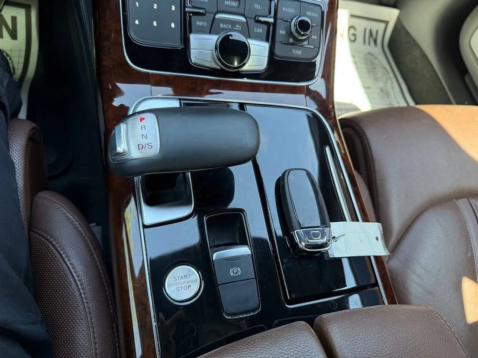 2011 Audi D4 A8 - Image 19 of 20