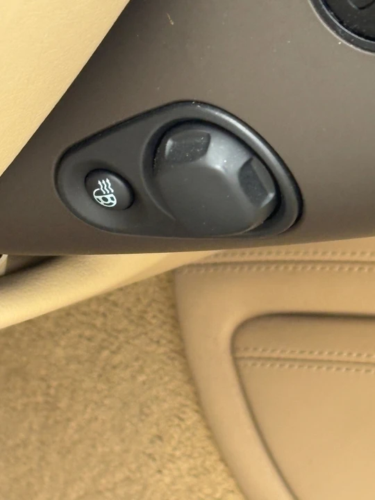 2011 Audi D4 A8 - Image 13 of 21