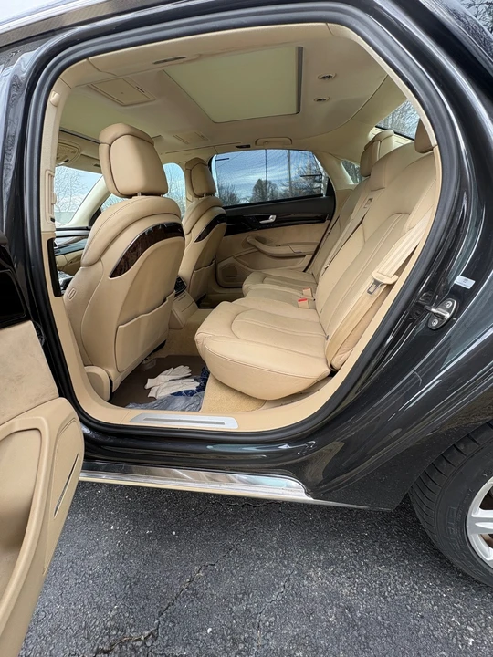 2011 Audi D4 A8 - Image 10 of 21