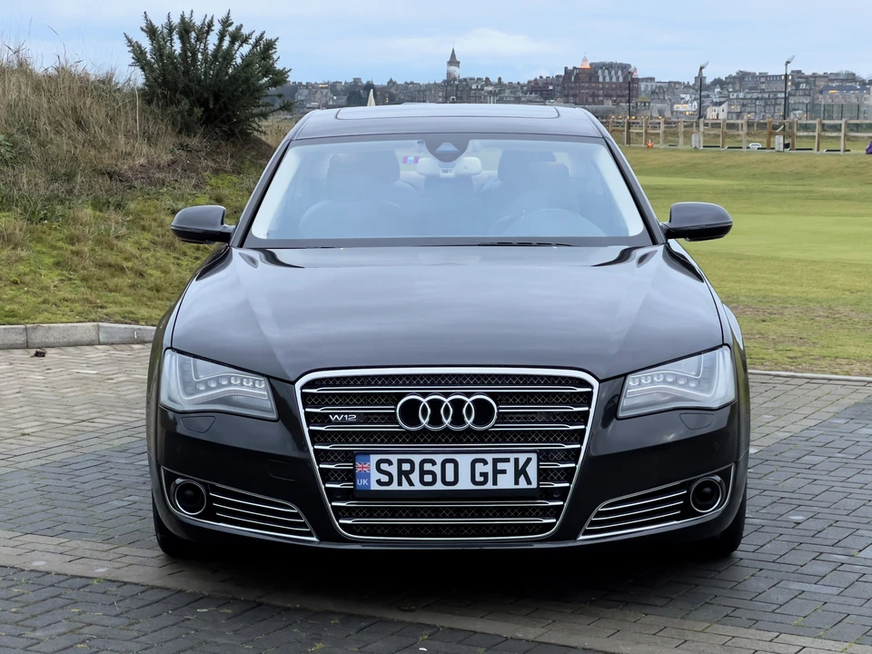 2011 Audi D4 A8 - Image 3 of 31