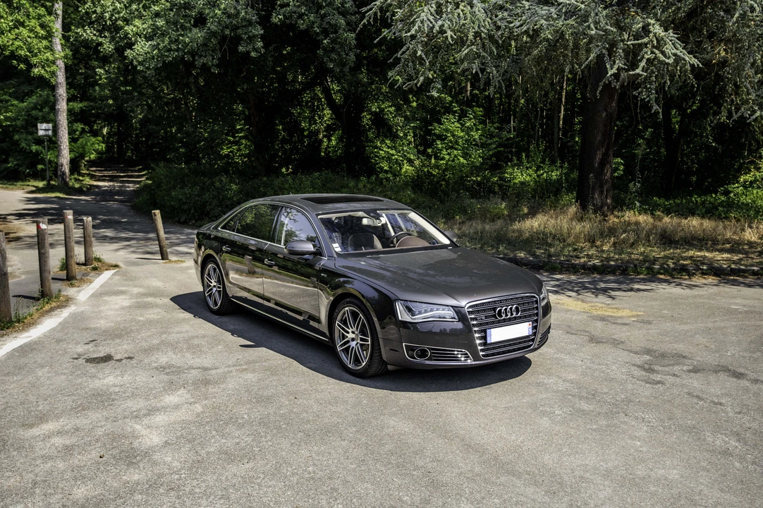2011 Audi D4 A8 - Image 11 of 31
