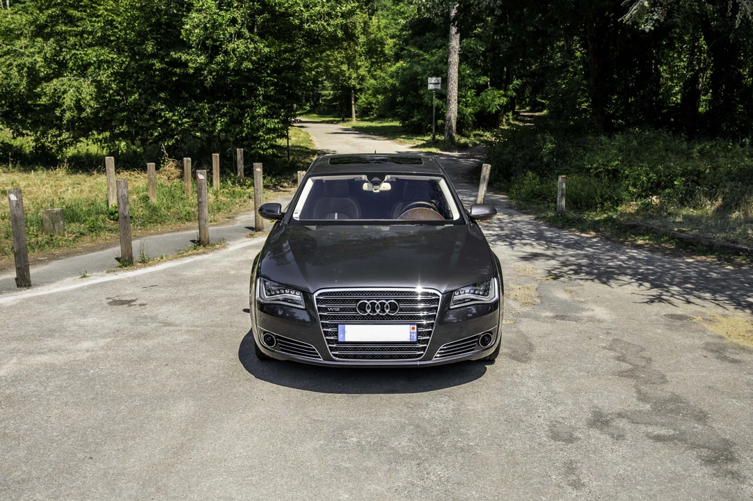 2011 Audi D4 A8 - Image 10 of 31