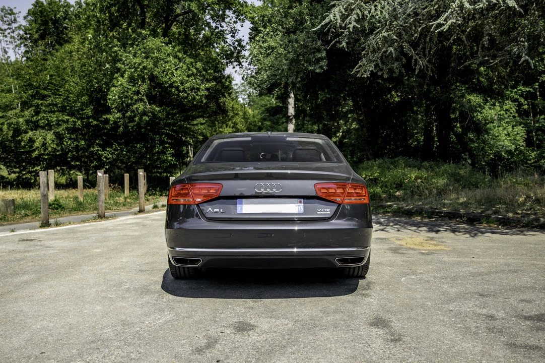 2011 Audi D4 A8 - Image 6 of 31