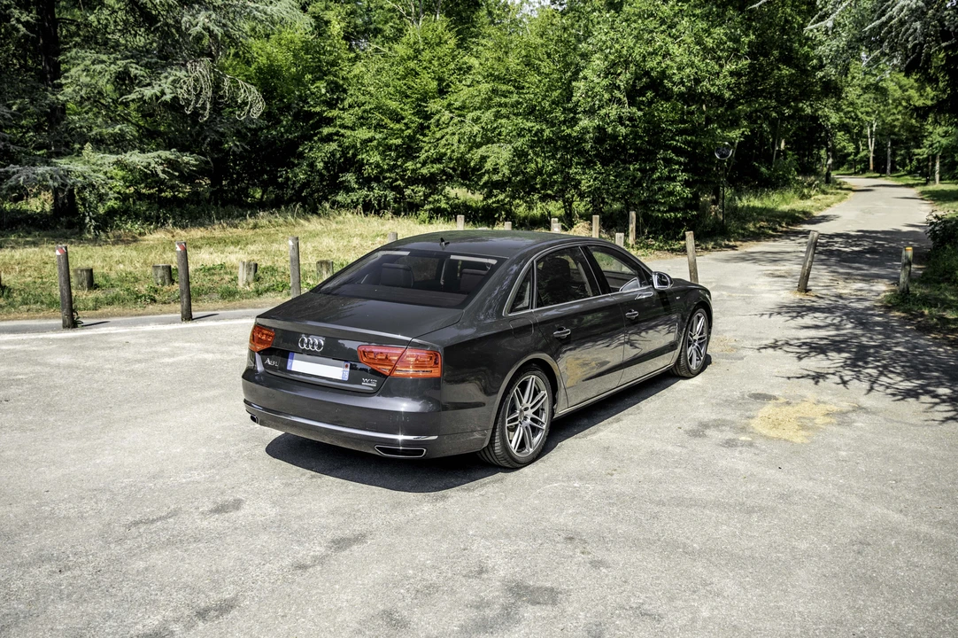 2011 Audi D4 A8 - Image 13 of 31