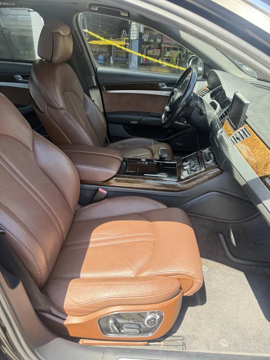 2011 Audi D4 A8 - Image 10 of 14