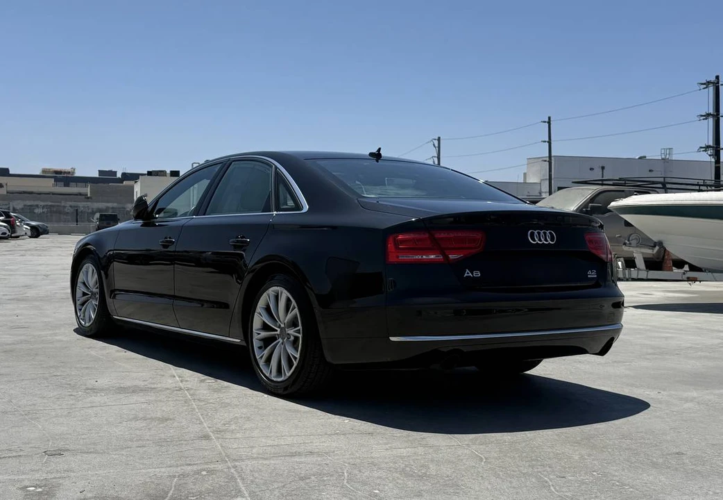 2011 Audi D4 A8 - Image 3 of 14