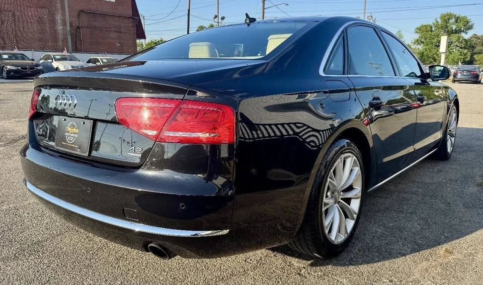 2011 Audi D4 A8 - Image 5 of 18