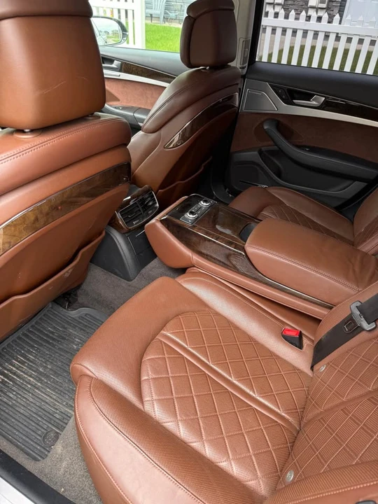 2011 Audi D4 A8 - Image 9 of 12