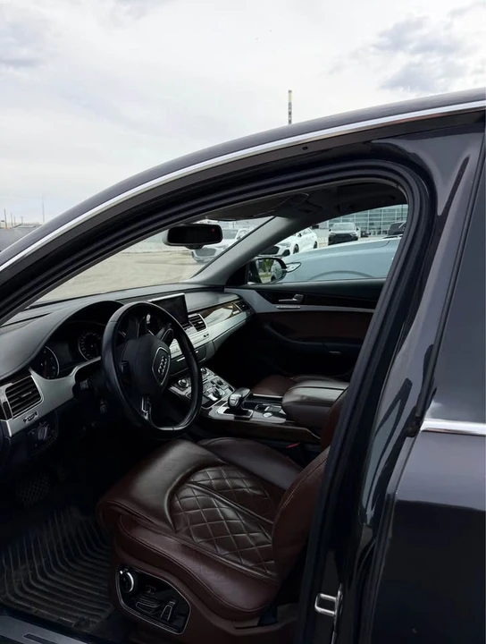 2011 Audi D4 A8 - Image 8 of 10