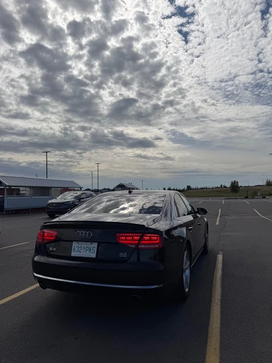 2011 Audi D4 A8 - Image 5 of 10
