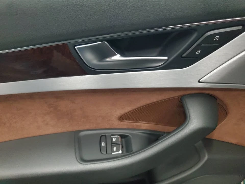 2011 Audi D4 A8 - Image 13 of 20